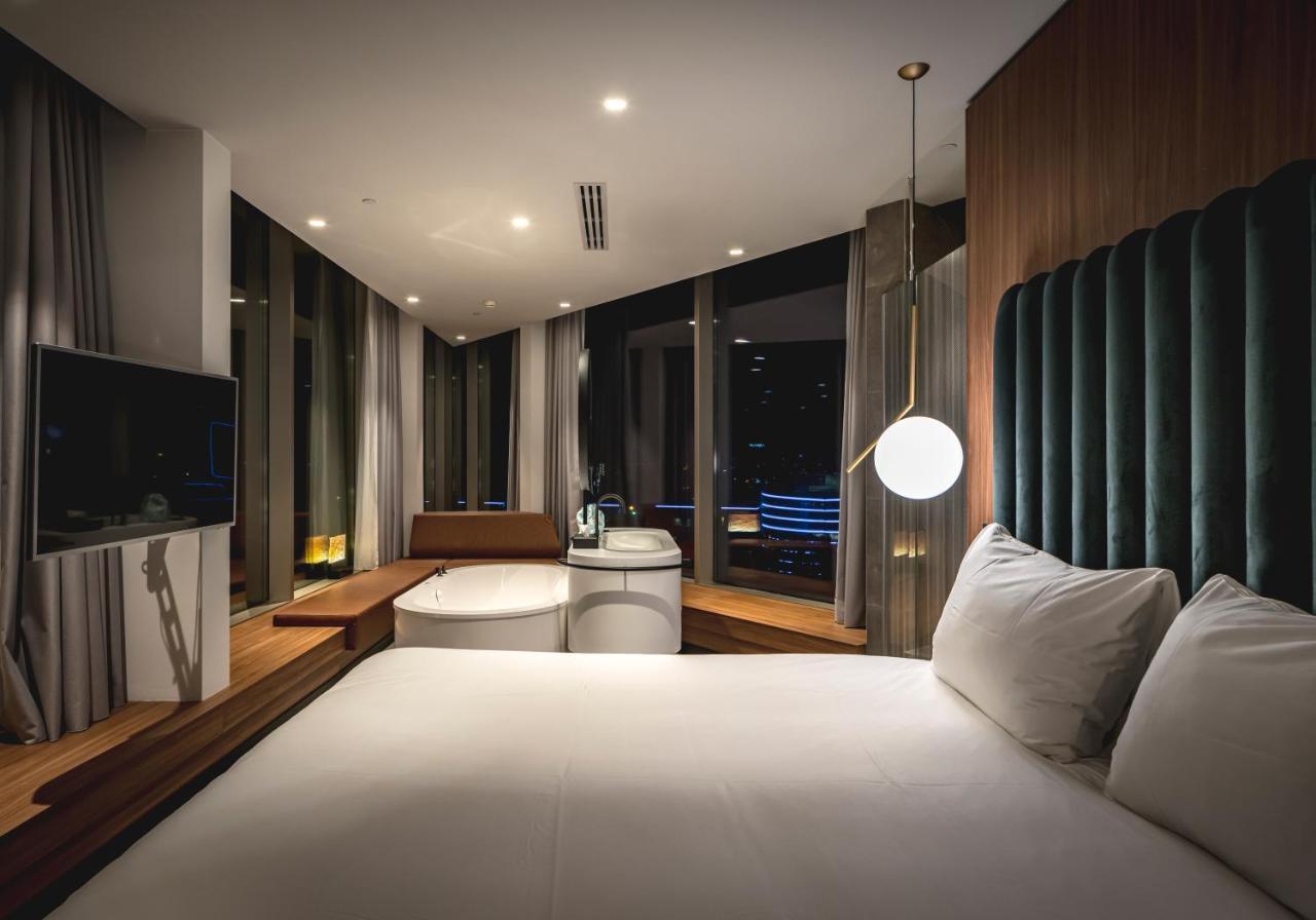 Van Der Valk Hotel Amsterdam Zuidas -Rai Εξωτερικό φωτογραφία