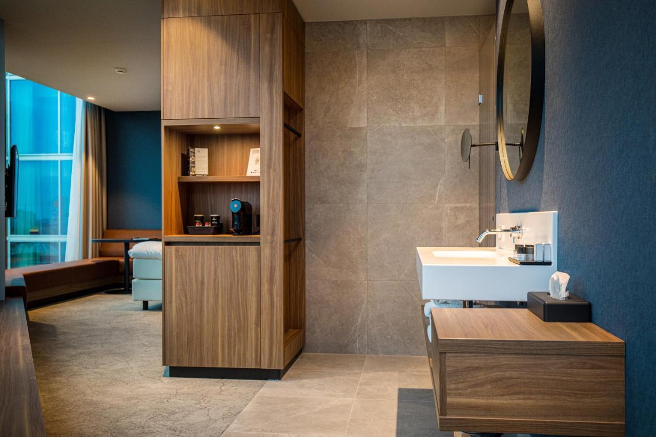 Van Der Valk Hotel Amsterdam Zuidas -Rai Εξωτερικό φωτογραφία