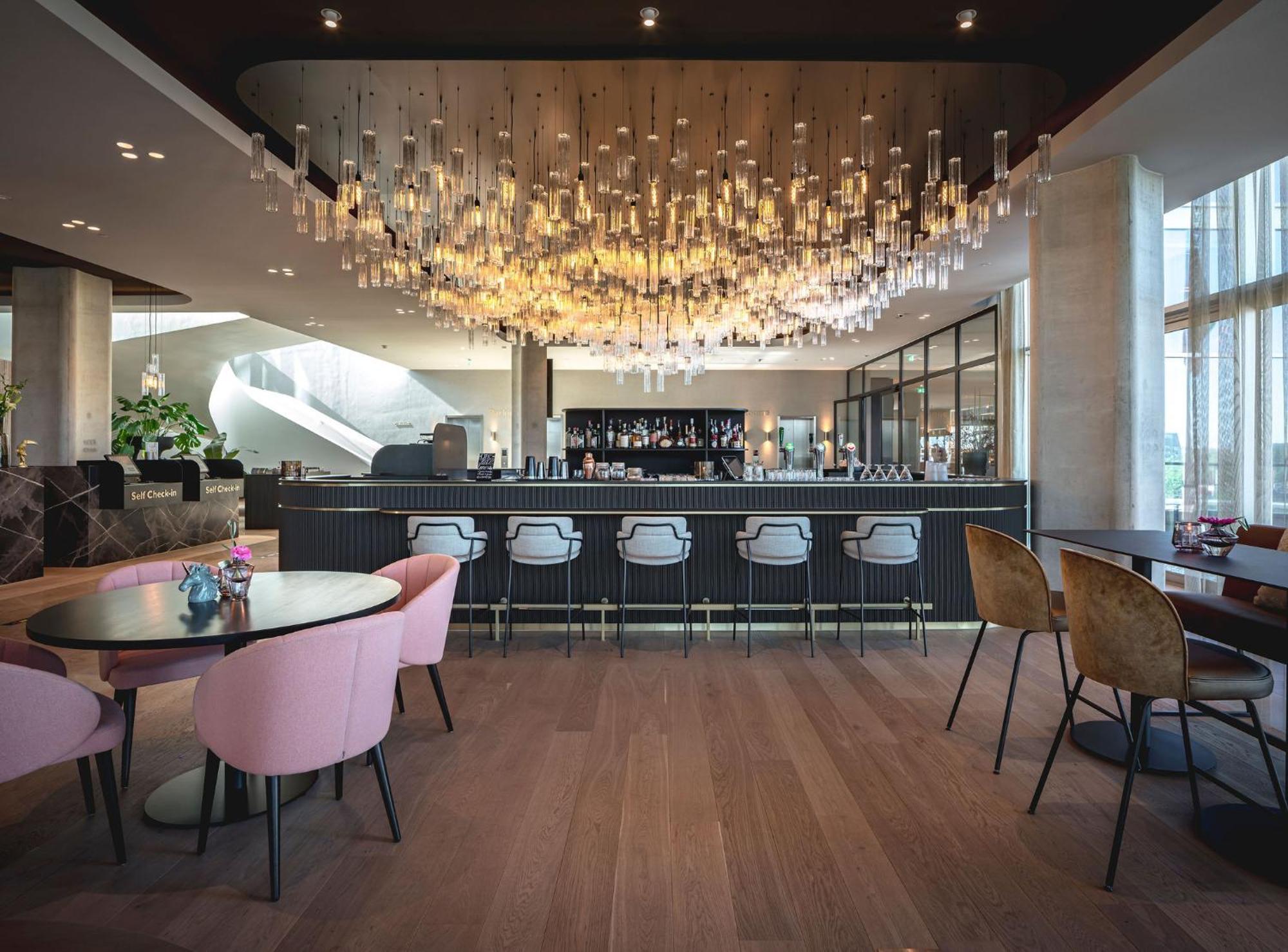 Van Der Valk Hotel Amsterdam Zuidas -Rai Εξωτερικό φωτογραφία