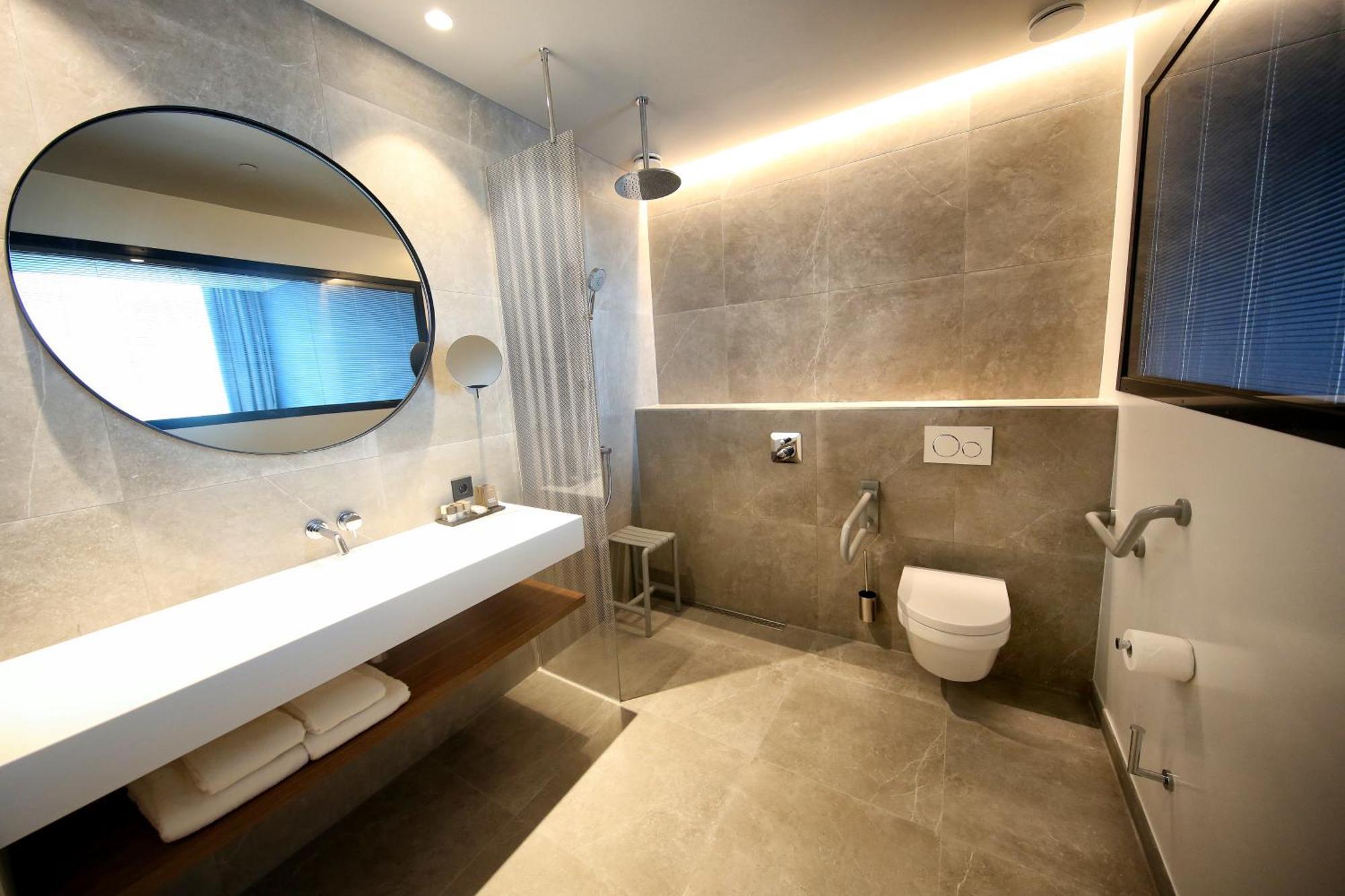 Van Der Valk Hotel Amsterdam Zuidas -Rai Εξωτερικό φωτογραφία
